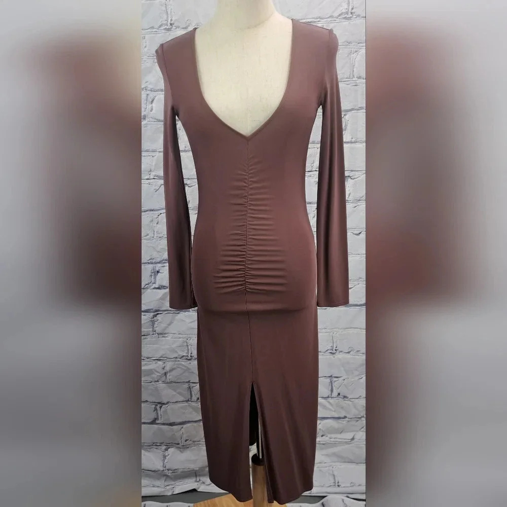 Wilfred Aveyron Dress in Red Midi V-Neck Long Sleeves Ruched Cocktail Size XXS - Picture 2 of 15